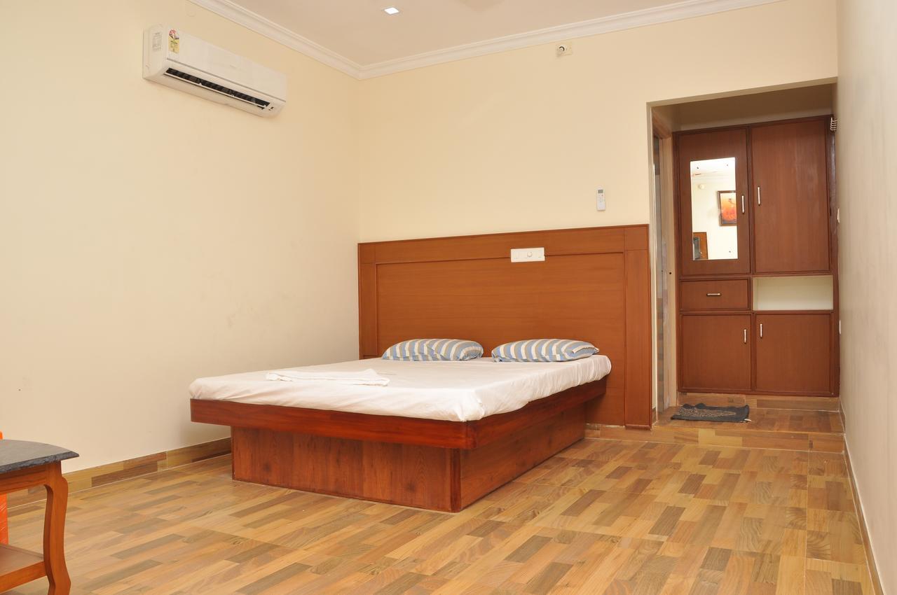 Altis Lodge Erode Kültér fotó
